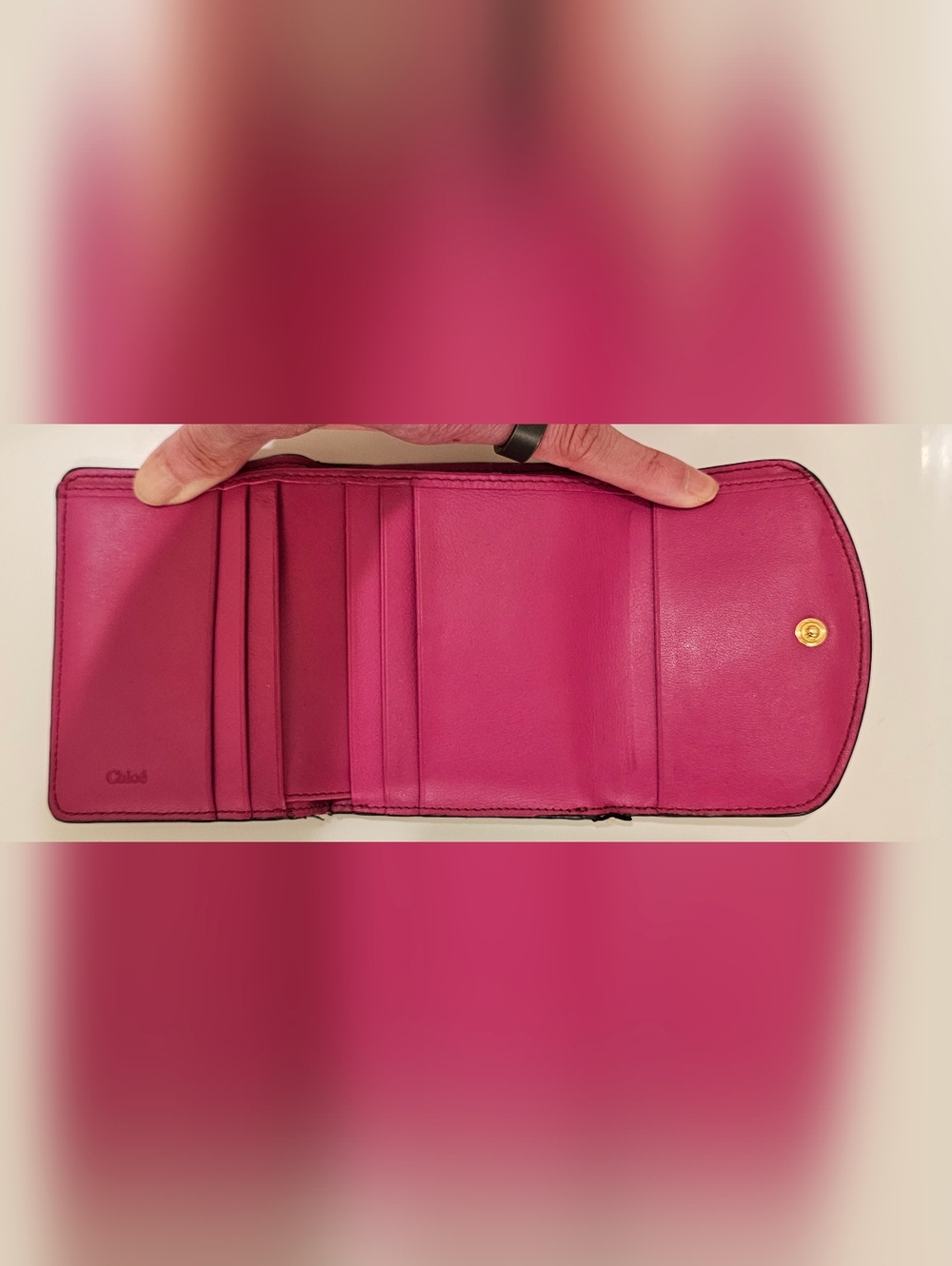 CHLOE Compact Tri-Fold Croc-Embossed Wallet - Picture 7 of 10